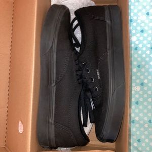 All black Vans